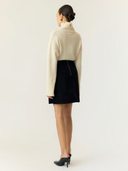 YASCORA HW SHORT SKIRT - BLACK