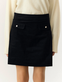 YASCORA HW SHORT SKIRT - BLACK
